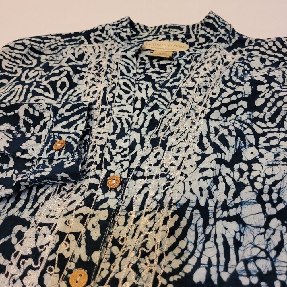 The Territory Ahead Blue long Sleeve Button Down Blouse